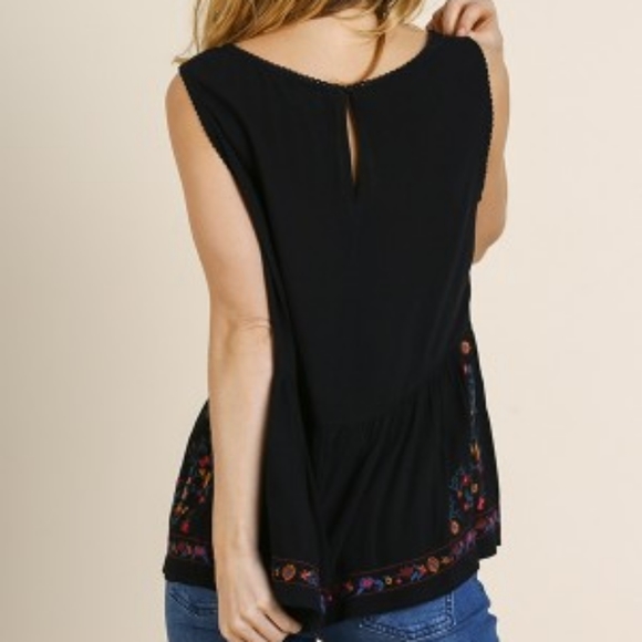 Umgee Boho Sleeveless Babydoll Embroidered Top - Picture 2 of 7